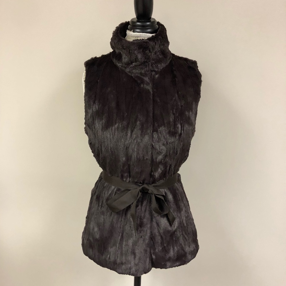 Banana Republic faux fur vest with ribbon belt